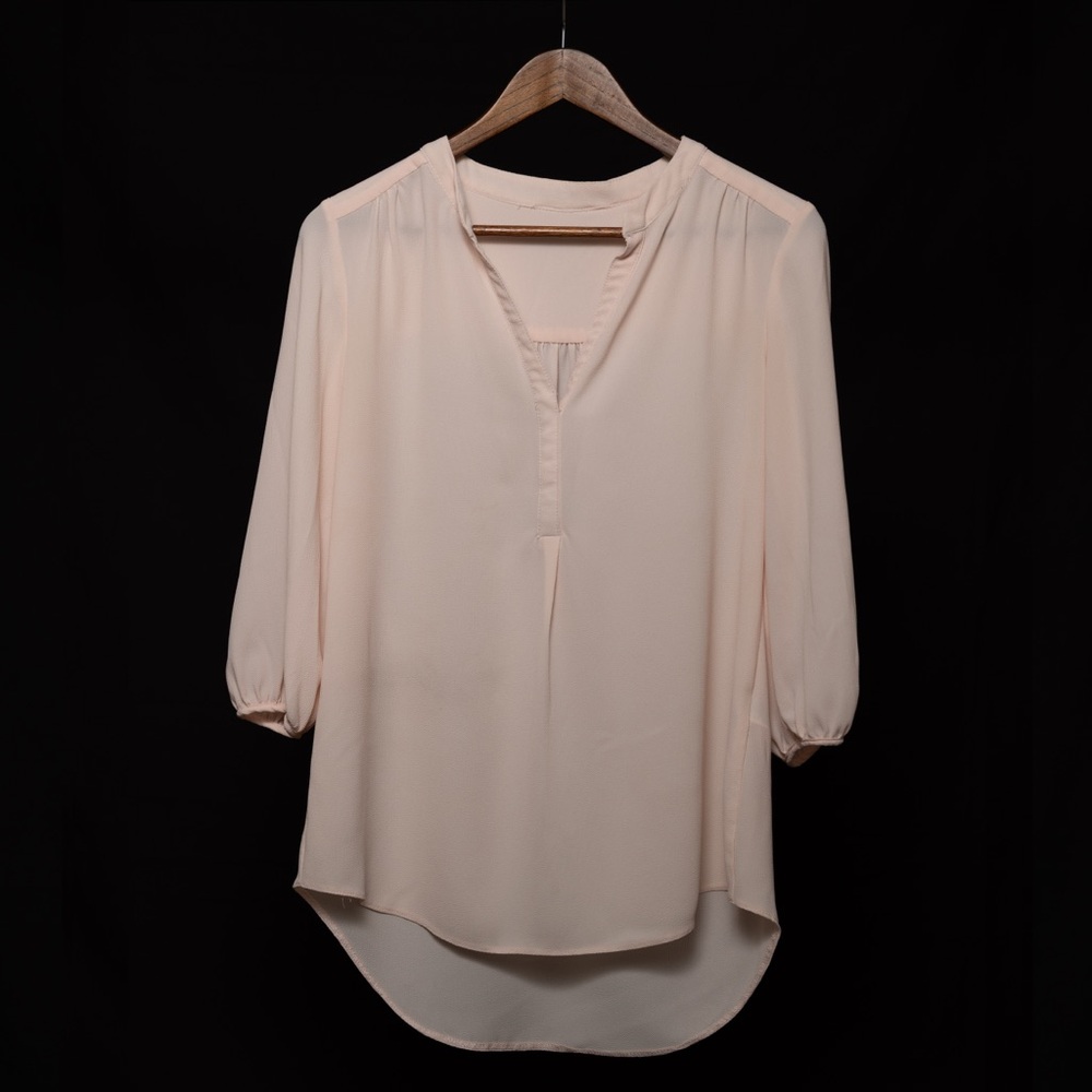 Chic Women's Blouse in Soft Cream